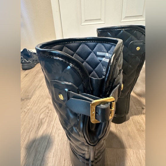 Hunter Black Gloss Refined Slim Fit Adjustable Quilted Long Rain Boot 7.5 - Picture 7 of 7